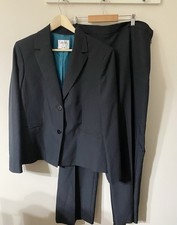 Le Suit Collections 2 Pc