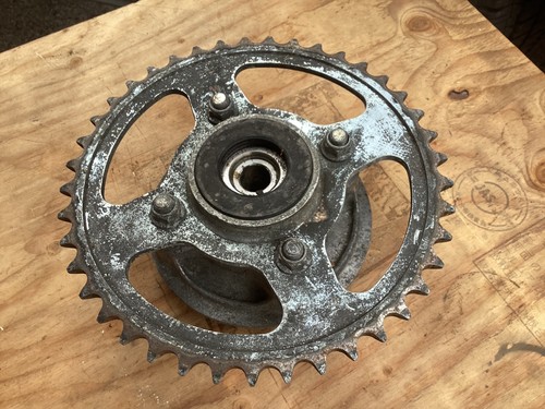 Suzuki rg500 rg400 sprocket - rg500,