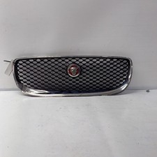 JAGUAR Xe X760 2015-2019 Front Bumper Central Grille Damaged X73-018K28-AA