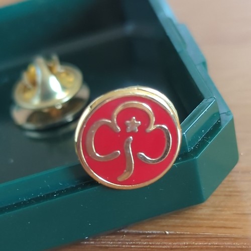 Girlguiding trefoil guild - trefoil,