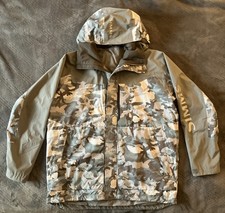 Simms Challenger Fishing