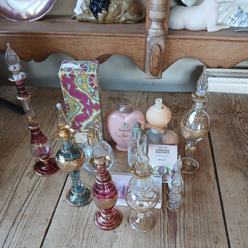 Vintage perfume bottles - ,