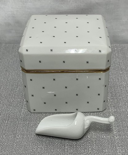 Norell porcelain perfume - norell,