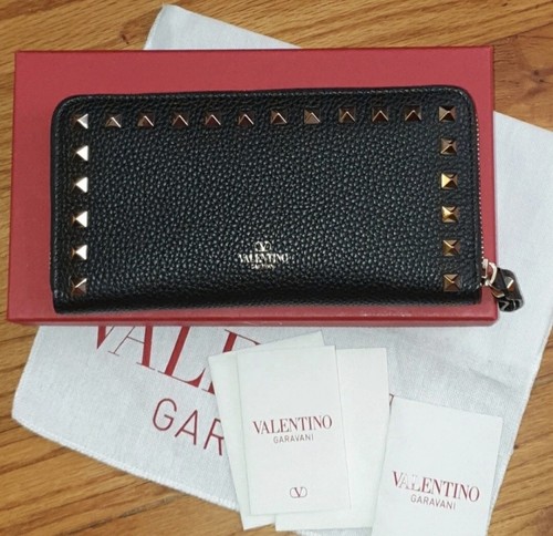 Valentino garavani pebbled - valentino,