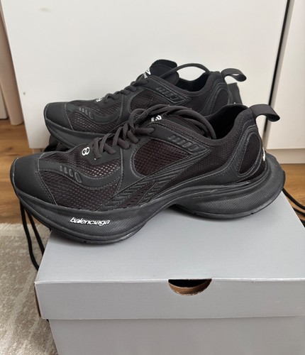 Balenciaga circuit new - circuit,