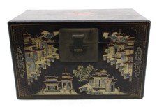 Chinese Black Lacquered Hand