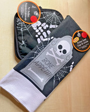 BNWT New Halloween Oven Glove