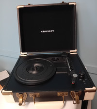 Crosley CR6019A-BK-Portable