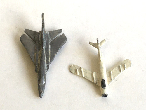 Unknown make military jet - make.,