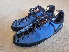 Mad Rock climbing shoes UK 9