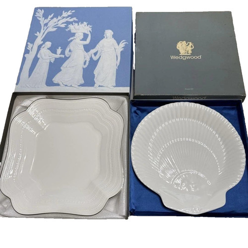 Wedgwood intaglio square dish - intaglio,