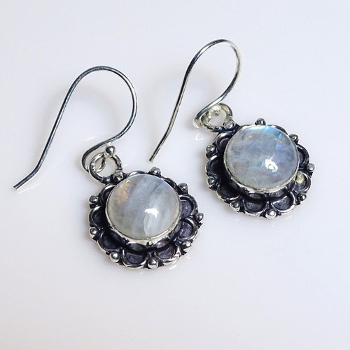 Rainbow moonstone round - rainbow,