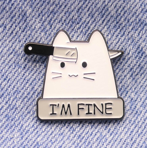 Fine cat with knife enamel - i'm,