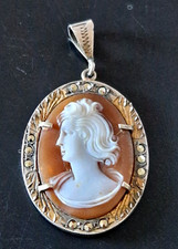 ANTIQUE SHELL CAMEO PENDANT