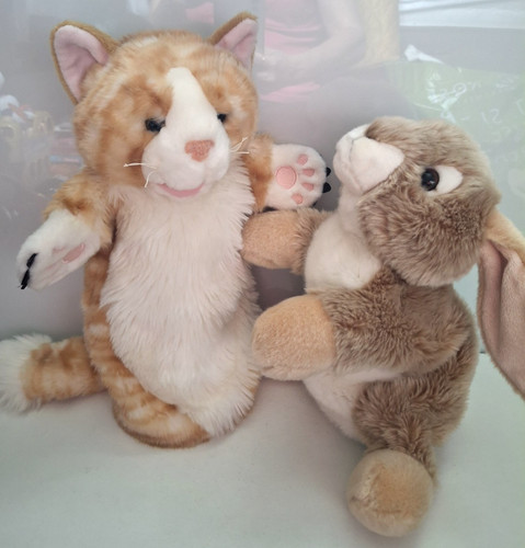 The Puppet Company Lop??