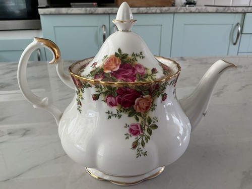 Royal albert old - royal, roses