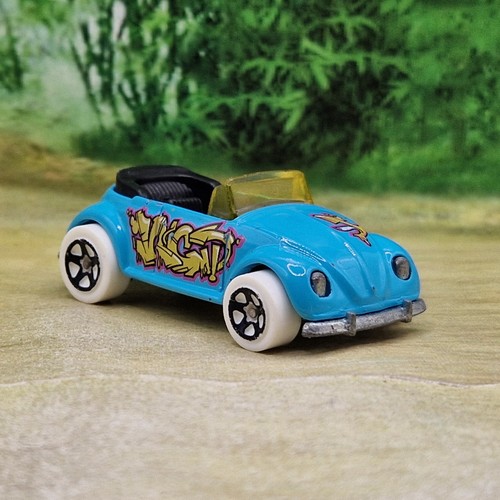 Hot wheels beetle - hot,