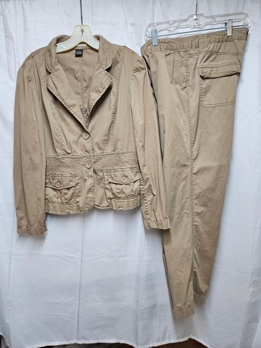 Vintage women 2piece suit - women,