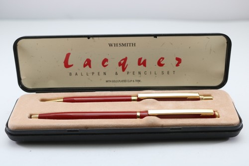 Vintage whsmith lacquered red - whsmith,