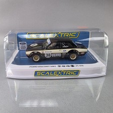 Scalextric C4237 Ford Escort