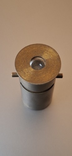 Antique brass field pocket - brass,