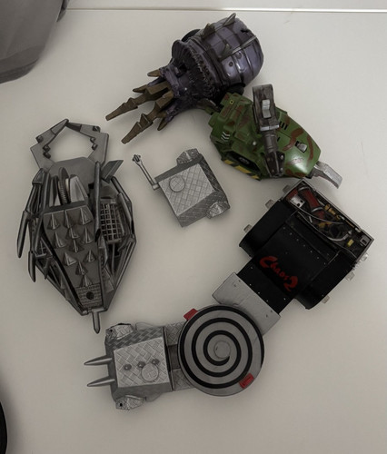 Robot wars action figures - 5,