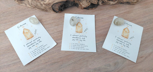 Pale citrine tumblestone - x,