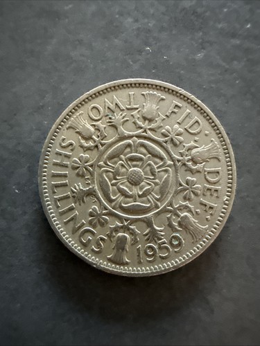 1959 queen elizabeth two - ii, uk