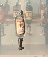 Dolls House Beefeater Gin Bottle In A Pewter Optic 1:12 Scale Pub SM tumdee
