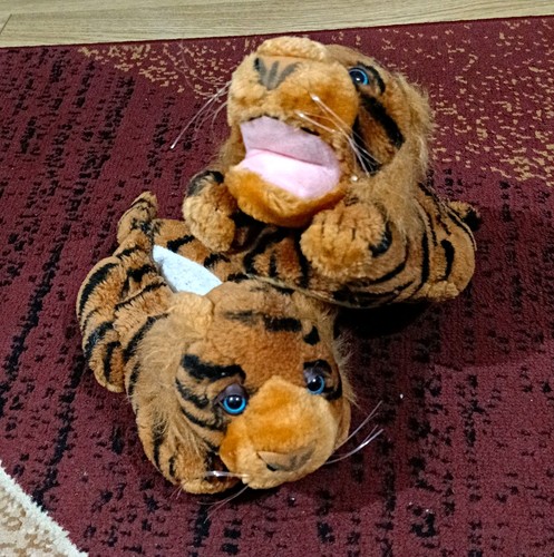 Tiger novelty plush slippers - tiger,