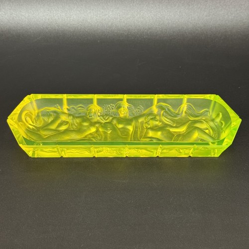 Vaseline uranium glass three - uranium,