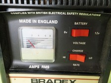 Vintage Bradex Eight 8 Amp 6v 12v Fast / Trickle Battery Charger - FREE P&P
