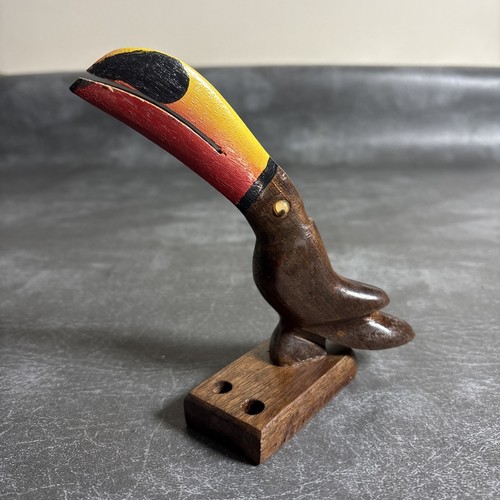 Toucan wood bird - toucan, eyes