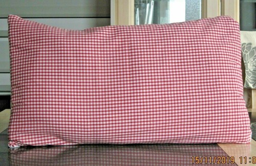 Shabby chic red and - and, white