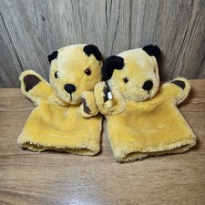 2 X Sooty and Sweep Glove Hand