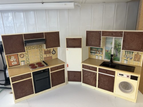 Sindy vintage kitchen unit - vintage,