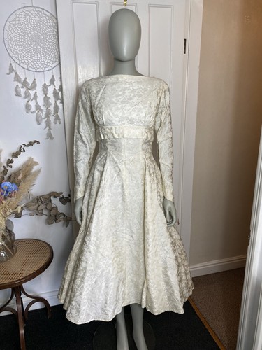 Beautiful vintage 1950s ivory - vintage,