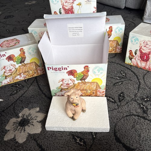 Piggin collectables - piggin,
