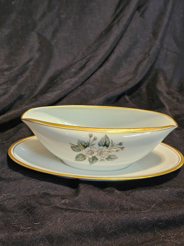 Noritake 5463 oval - noritake, gravy
