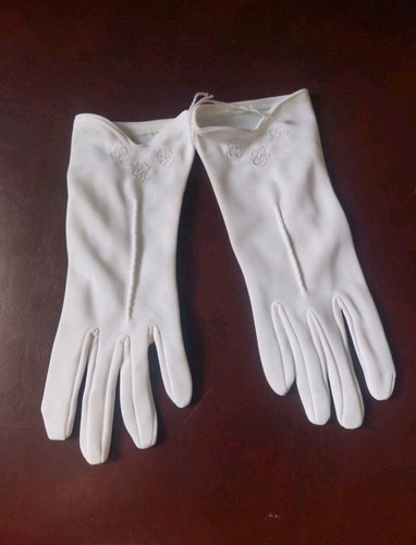 Vintage gloves white wedding - vintage,