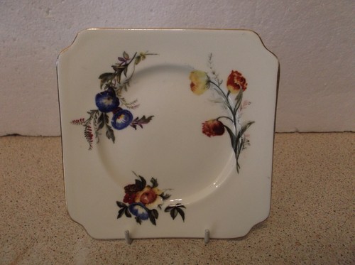 Royal doulton square plate - royal,