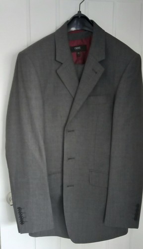 Gent piece suit by - piece,