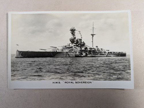 Royal navy hms - royal,