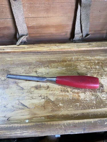 Vintage bevel edge wood chisel - bevel,