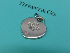 Tiffany & Co. Go Women 2016 Heart Pendant Sterling Silver 925