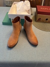 Clarks Tan Leather Kemble