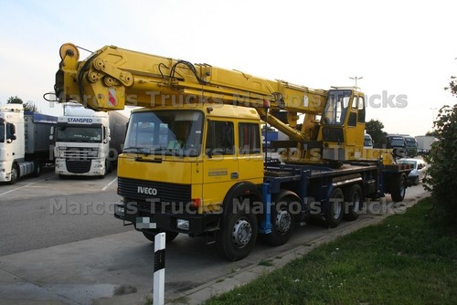 Truck photo iveco crane - iveco,
