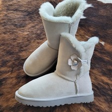 UGG Bailey Poppy Women's pale