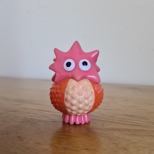 Twirlywoos peek boo figure - boo,
