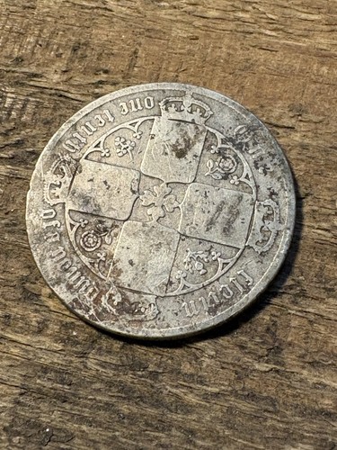 Queen victoria gothic silver - gothic,